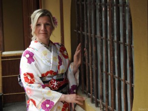 kimono007